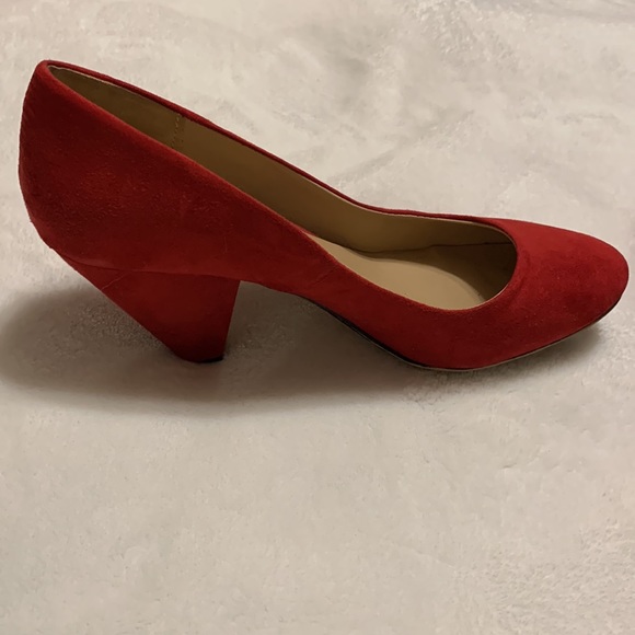 Zara faux suede red chunky red heels - Picture 2 of 8